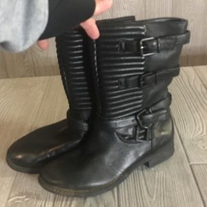 Arturo Chiang Black Biker Belt Boots Size 6M